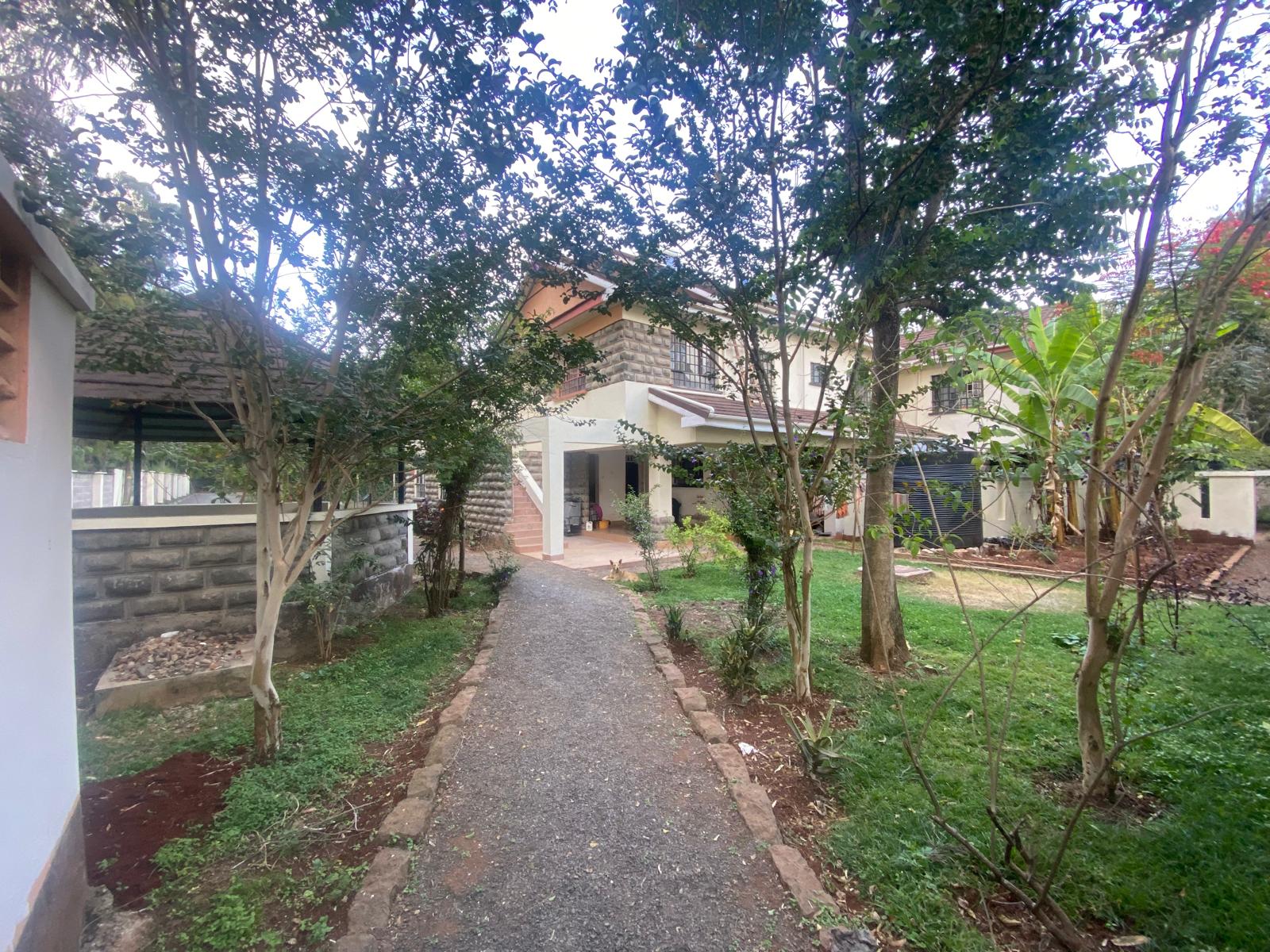 Luxury 5-Bedroom Townhouse for Sale – Karen, Hardy